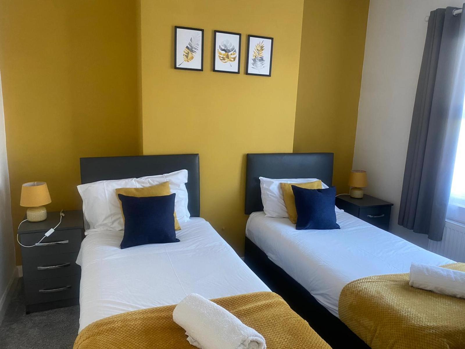 Spacious 3Br House Near Southend Pier Bagian luar foto